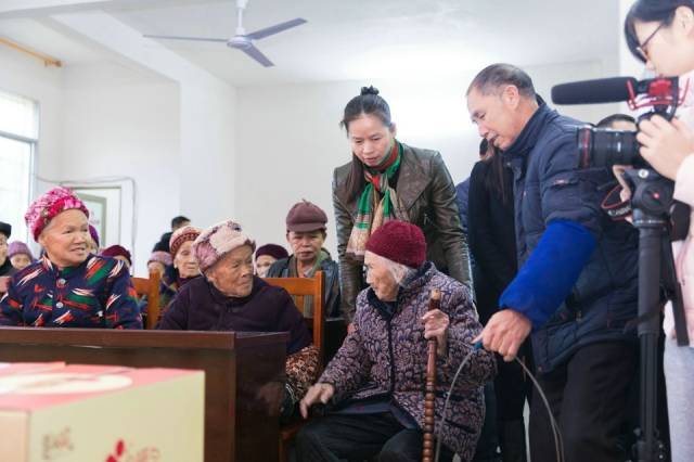 温暖龙华 情系广西 龙华区开展东兰、凤山扶贫协作及新春慰问活动