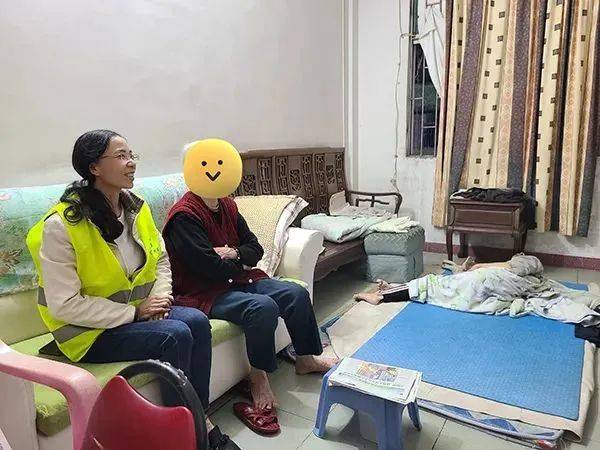 龙华区残障者家庭援助故事——上千小时义工服务背后的真实